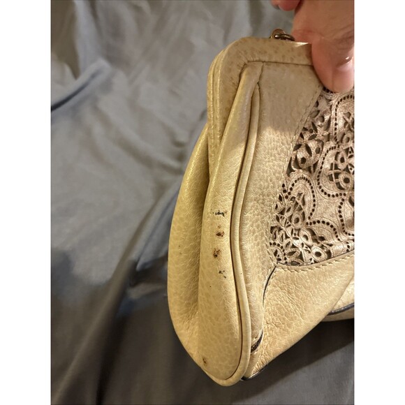 Adrienne Vittadini Ivory Leather Cutout Purse Shoulder Bag Gold Chain Link Strap - Picture 6 of 10